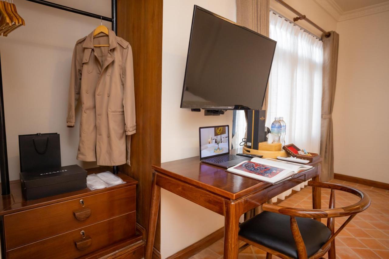 Swarga Heritage Hotel - A Traditional Stay Kathmandu Exterior photo